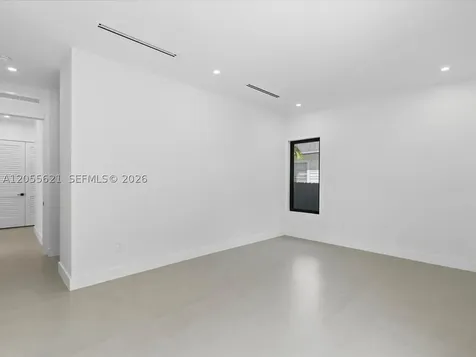 1621 SW 11th Terrace Miami FL 33135