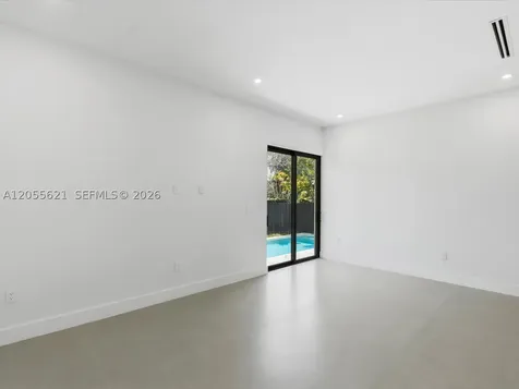 1621 SW 11th Terrace Miami FL 33135