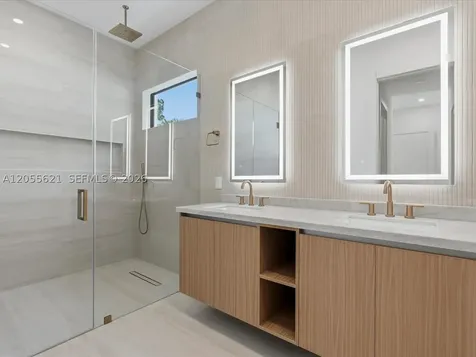 1621 SW 11th Terrace Miami FL 33135