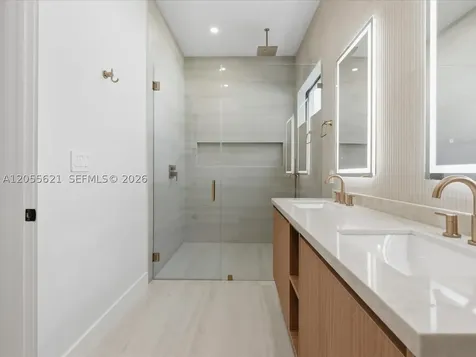 1621 SW 11th Terrace Miami FL 33135