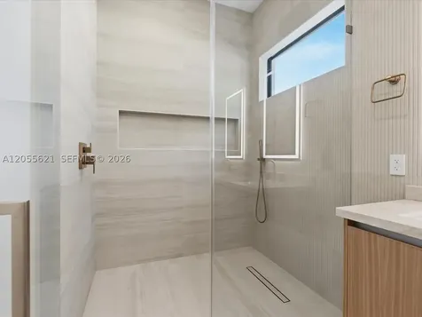1621 SW 11th Terrace Miami FL 33135