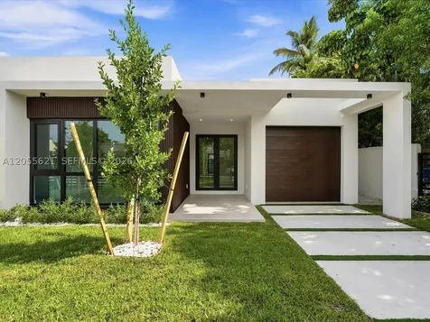 1621 SW 11th Terrace Miami FL 33135