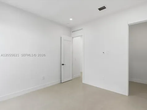 1621 SW 11th Terrace Miami FL 33135