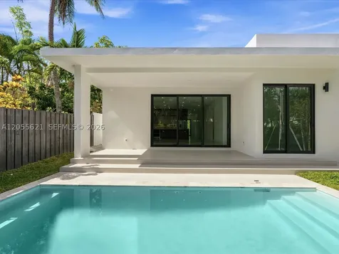 1621 SW 11th Terrace Miami FL 33135