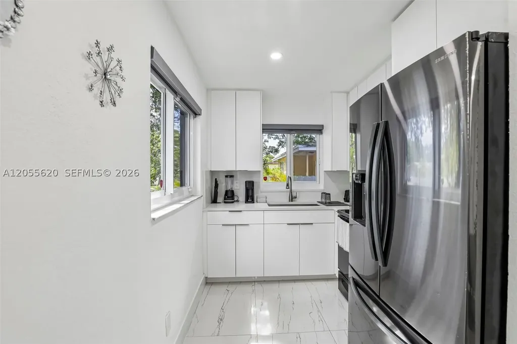 316 N 61st Avenue Hollywood FL 33024