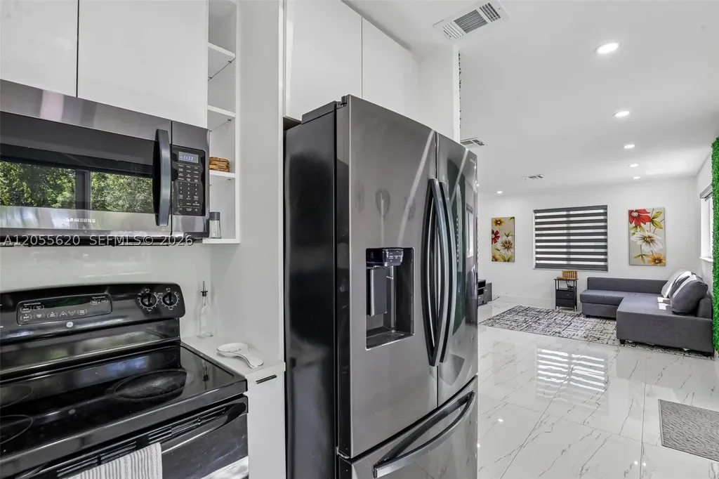 316 N 61st Avenue Hollywood FL 33024