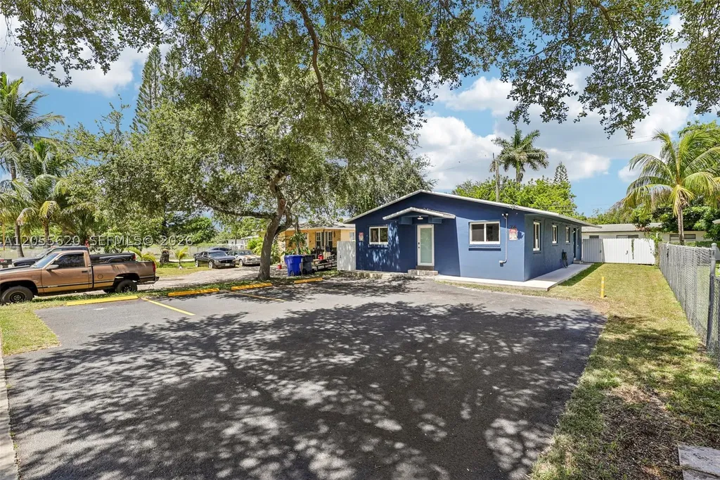 316 N 61st Avenue Hollywood FL 33024