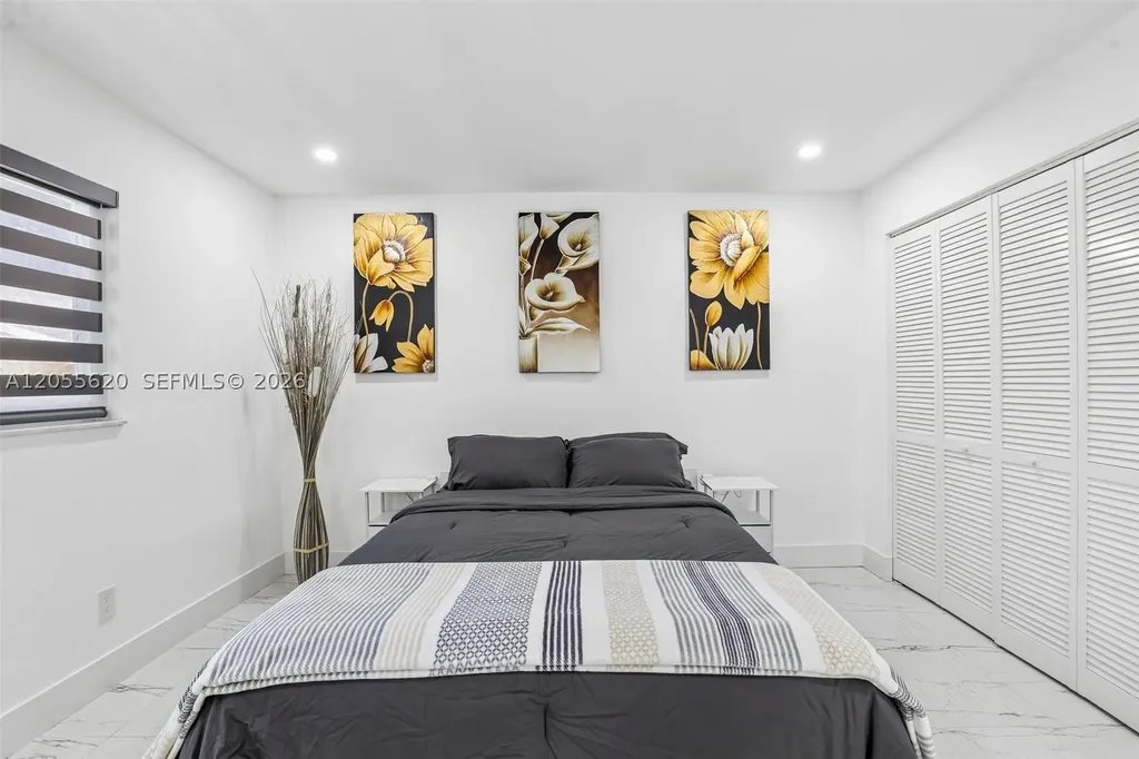 316 N 61st Avenue Hollywood FL 33024