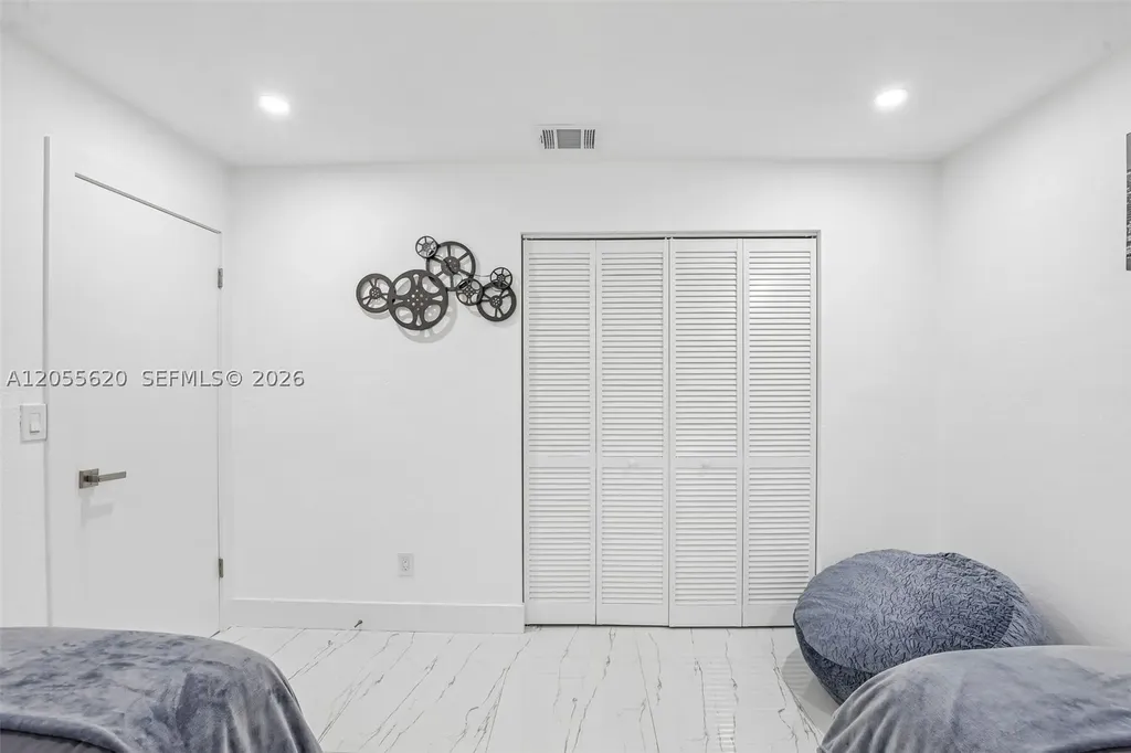 316 N 61st Avenue Hollywood FL 33024
