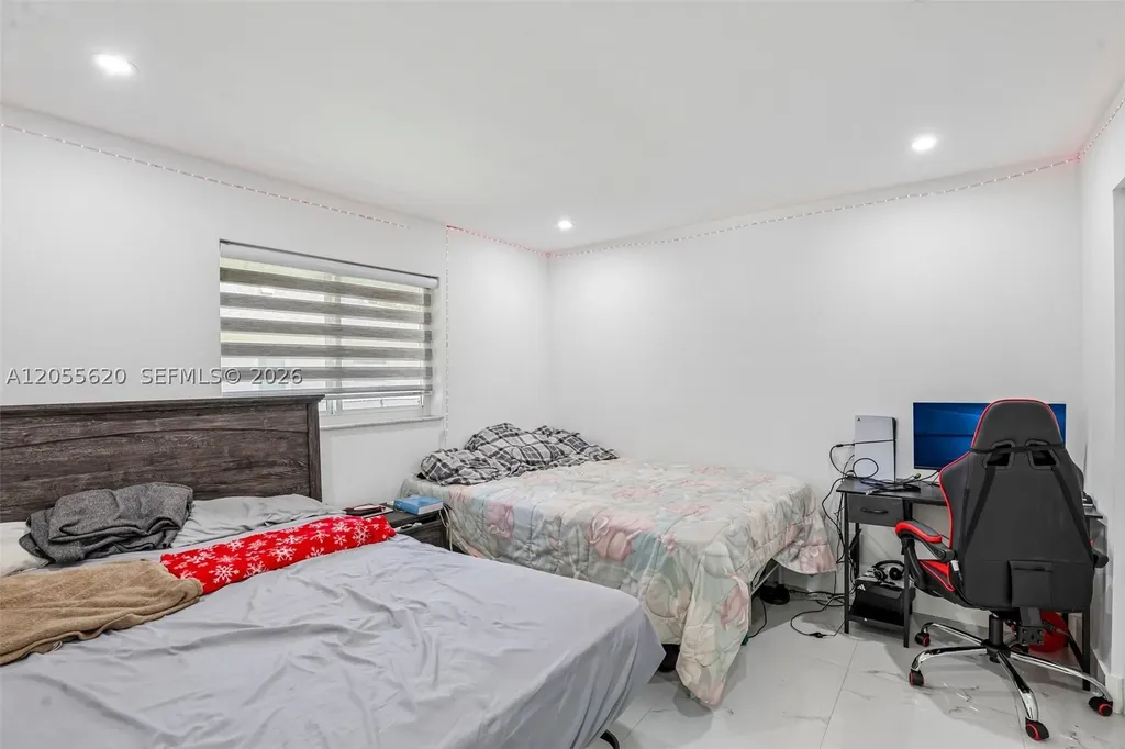 316 N 61st Avenue Hollywood FL 33024