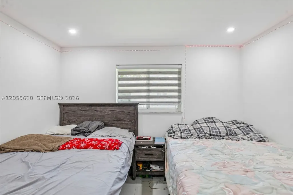 316 N 61st Avenue Hollywood FL 33024