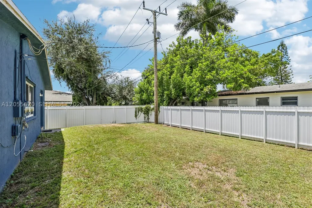 316 N 61st Avenue Hollywood FL 33024