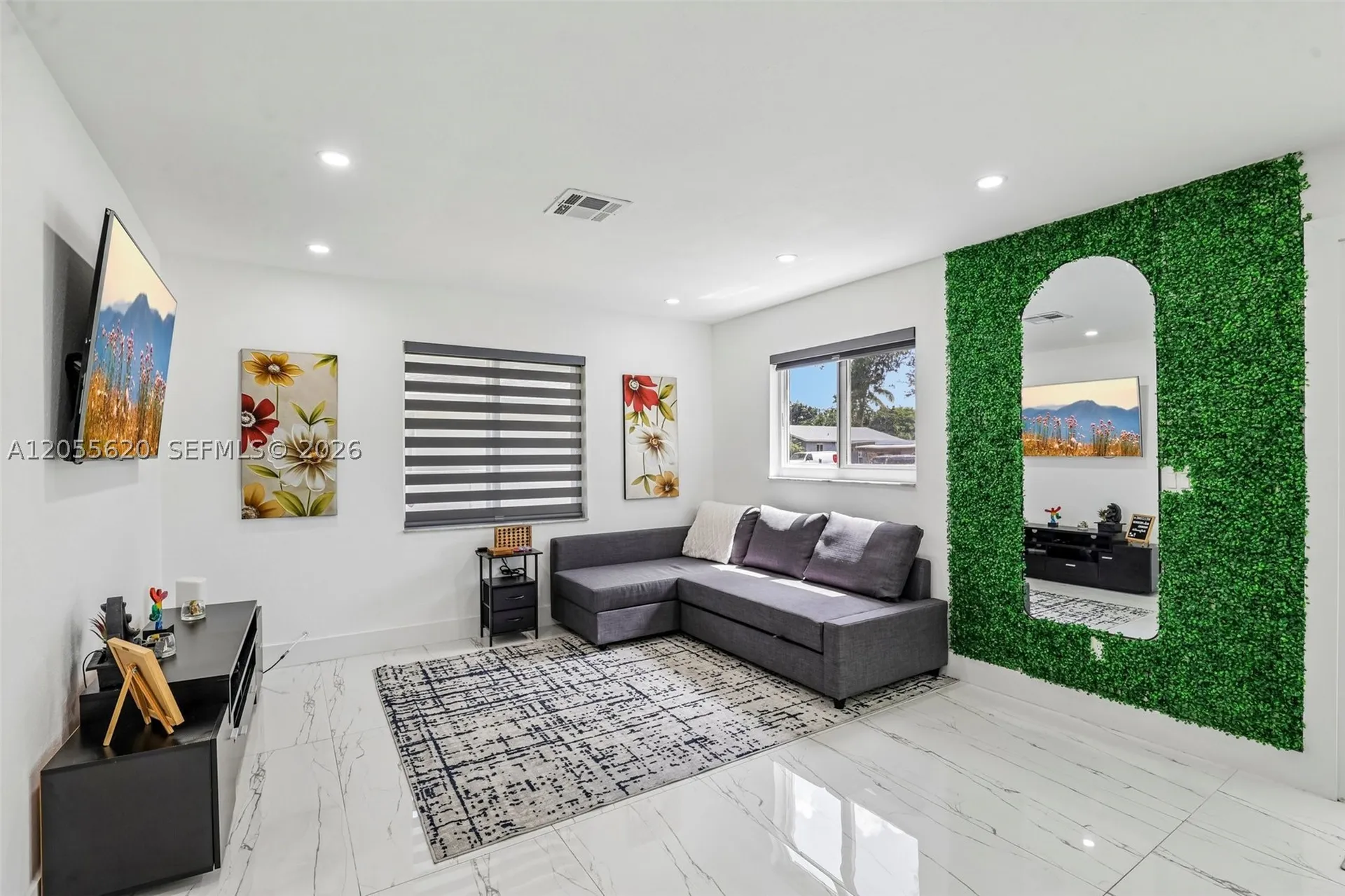 316 N 61st Avenue Hollywood FL 33024