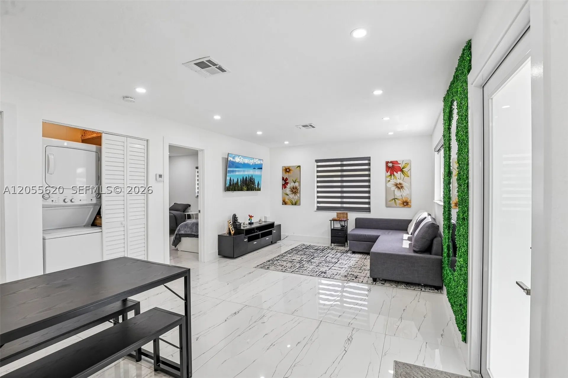 316 N 61st Avenue Hollywood FL 33024