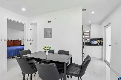 316 N 61st Avenue Hollywood FL 33024