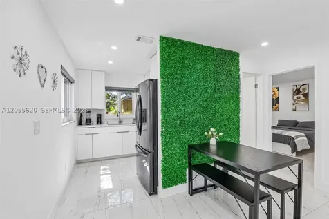 316 N 61st Avenue Hollywood FL 33024