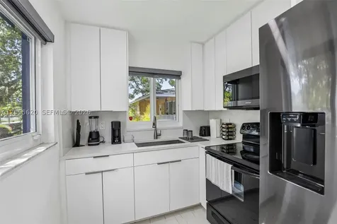 316 N 61st Avenue Hollywood FL 33024