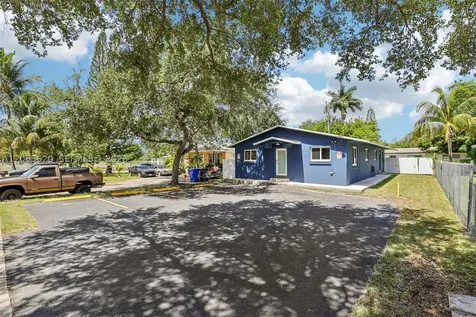316 N 61st Avenue Hollywood FL 33024
