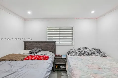 316 N 61st Avenue Hollywood FL 33024
