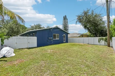 316 N 61st Avenue Hollywood FL 33024