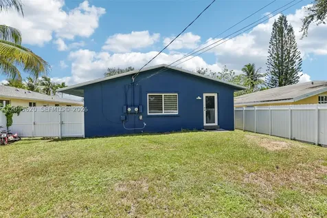 316 N 61st Avenue Hollywood FL 33024