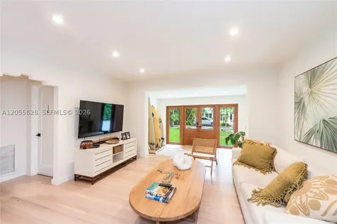 4155 Pamona Avenue Miami FL 33133