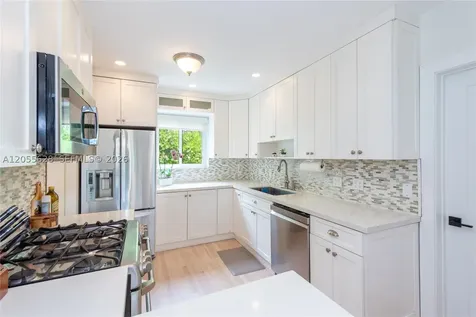 4155 Pamona Avenue Miami FL 33133