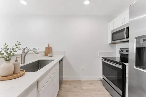 5010 Genove Place Riviera Beach FL 33410