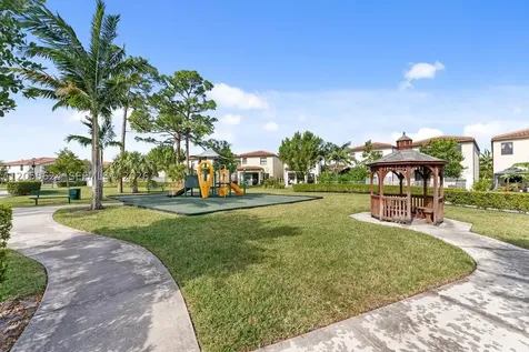 5010 Genove Place Riviera Beach FL 33410