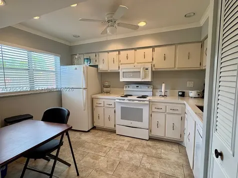 8810 W Mcnab Road Tamarac FL 33321
