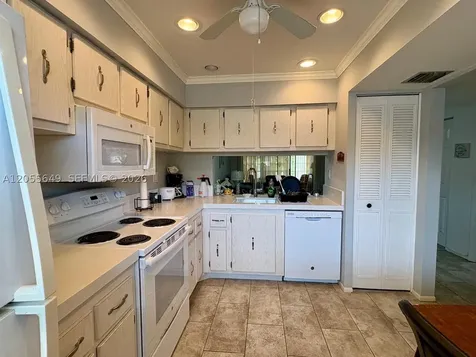 8810 W Mcnab Road Tamarac FL 33321
