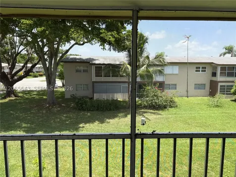 7305 NW 4th Place Margate FL 33063