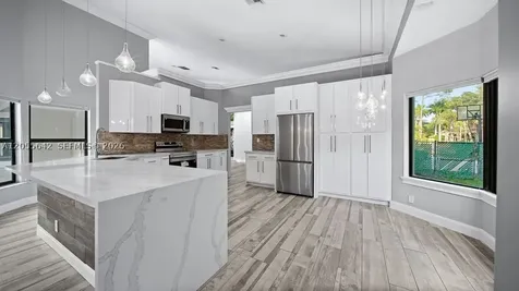 5831 NW 81st Terrace Parkland FL 33067