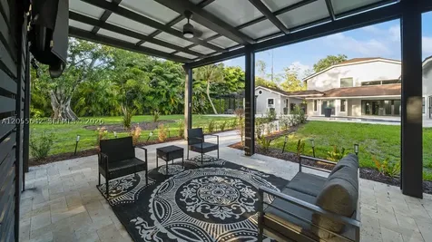 5831 NW 81st Terrace Parkland FL 33067