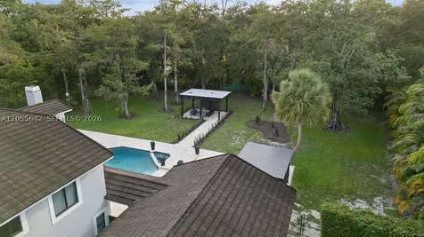 5831 NW 81st Terrace Parkland FL 33067