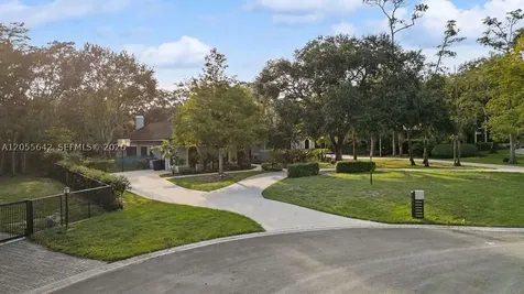 5831 NW 81st Terrace Parkland FL 33067