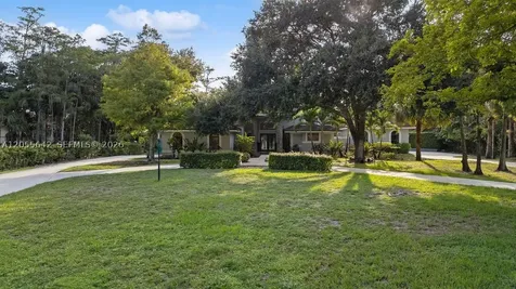 5831 NW 81st Terrace Parkland FL 33067