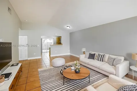 10352 SW 208th Lane Cutler Bay FL 33189