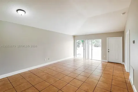 10352 SW 208th Lane Cutler Bay FL 33189