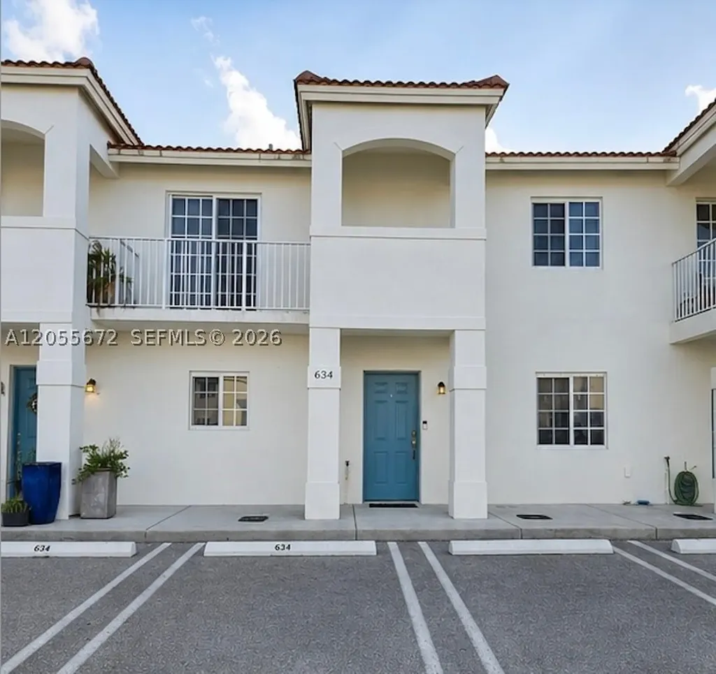 634 SW 2nd Place Florida City FL 33034