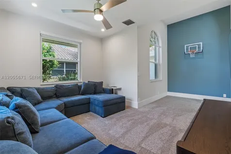 2499 Princeton Court Weston FL 33327