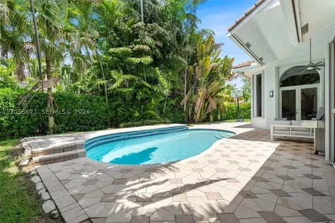 2499 Princeton Court Weston FL 33327