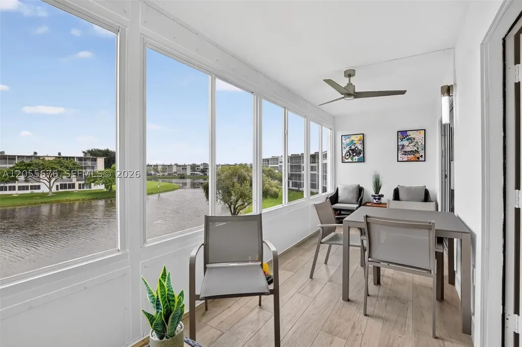 3052 Guildford C Boca Raton FL 33434