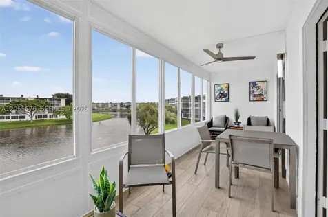 3052 Guildford C Boca Raton FL 33434