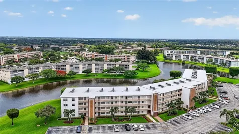 3052 Guildford C Boca Raton FL 33434