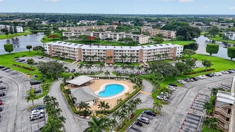 3052 Guildford C Boca Raton FL 33434