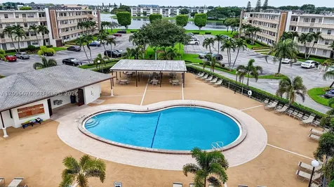 3052 Guildford C Boca Raton FL 33434