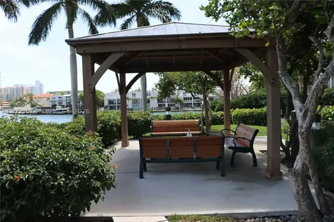 3000 Island Boulevard Aventura FL 33160