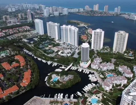 3000 Island Boulevard Aventura FL 33160