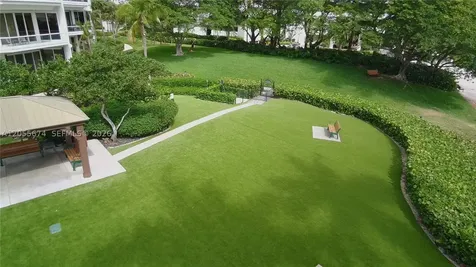 3000 Island Boulevard Aventura FL 33160